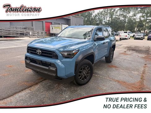 Used 2025 Toyota 4Runner SR5 RWD image 1