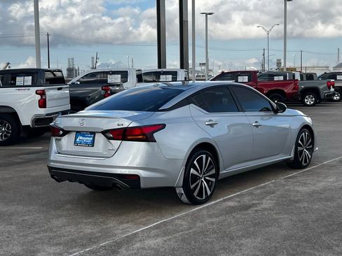 Used 2022 Nissan Altima 2.5 SR image 23