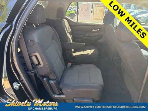 Used 2020 Chevrolet Traverse LT image 13