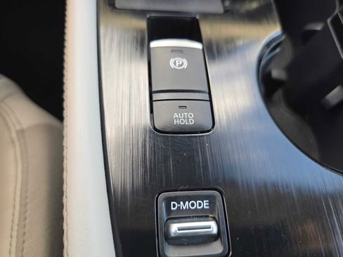 Used 2022 Nissan Rogue SL image 31