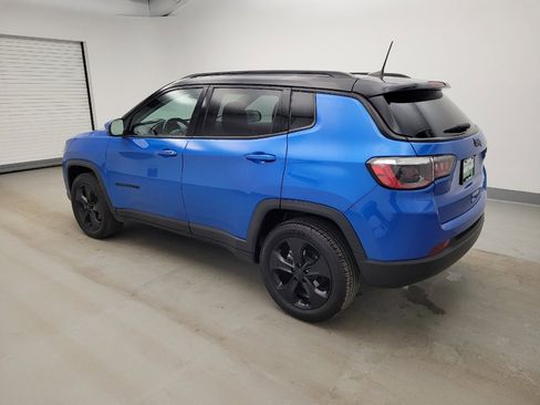 Used 2021 Jeep Compass Latitude image 3
