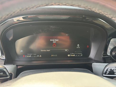 Used 2020 Lincoln Corsair Reserve w/ Equipment Group 201A AWD/4WD image 24