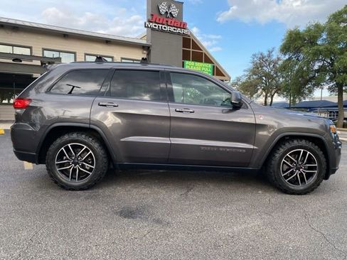 Used 2019 Jeep Grand Cherokee Trailhawk image 7