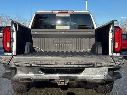 Used 2022 GMC Sierra 1500 SLT w/ SLT Premium Plus Package image 14