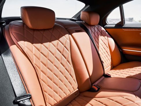 Used 2024 Mercedes-Benz S 63 AMG S image 42