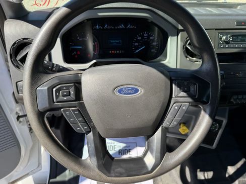 Used 2022 Ford F750 2WD Crew Cab Super Duty image 25