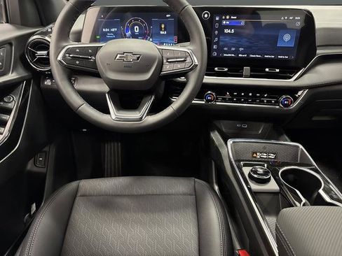 New 2026 Chevrolet Equinox LT image 5