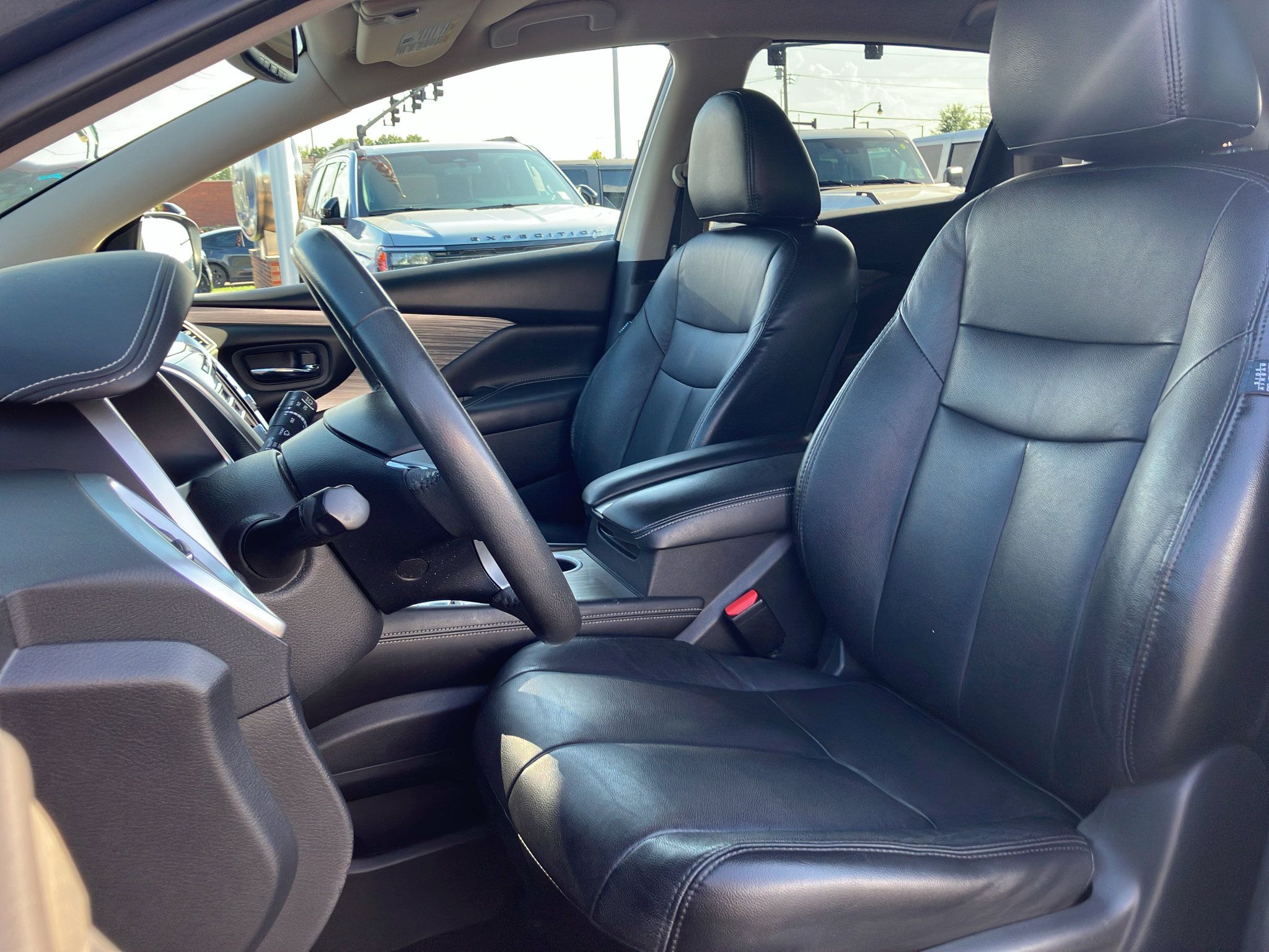 Used 2018 Nissan Murano SV FWD image 27