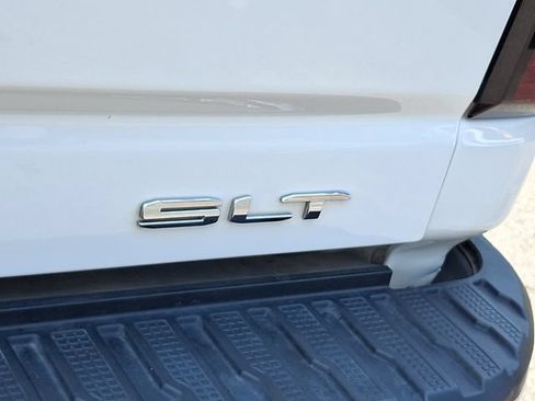 Used 2025 GMC Sierra 2500 SLT w/ SLT Premium Package AWD/4WD image 31