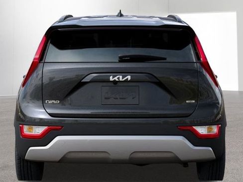 New 2026 Kia Niro EX image 13