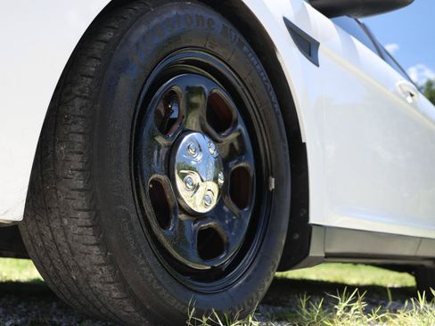Used 2013 Ford Taurus Police Interceptor FWD image 29