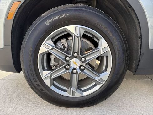 Used 2024 Chevrolet Blazer LT w/ Convenience Package FWD image 12