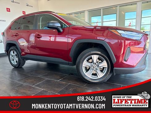 Used 2025 Toyota RAV4 LE AWD/4WD image 1