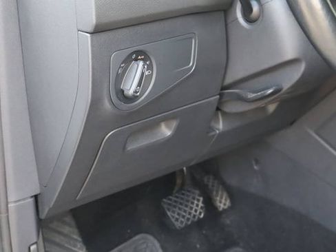 Used 2019 Volkswagen Tiguan SEL Premium AWD/4WD image 24