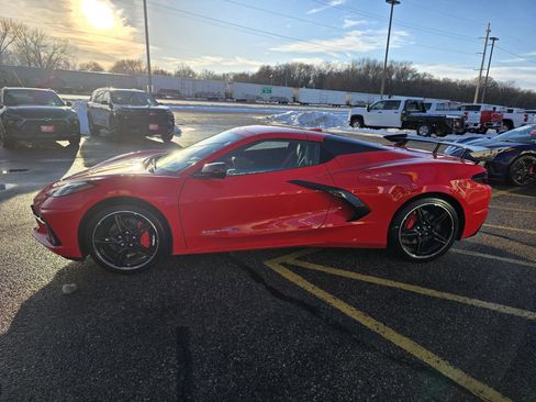 Used 2023 Chevrolet Corvette Stingray Premium Conv w/ Battery Protection Package image 3