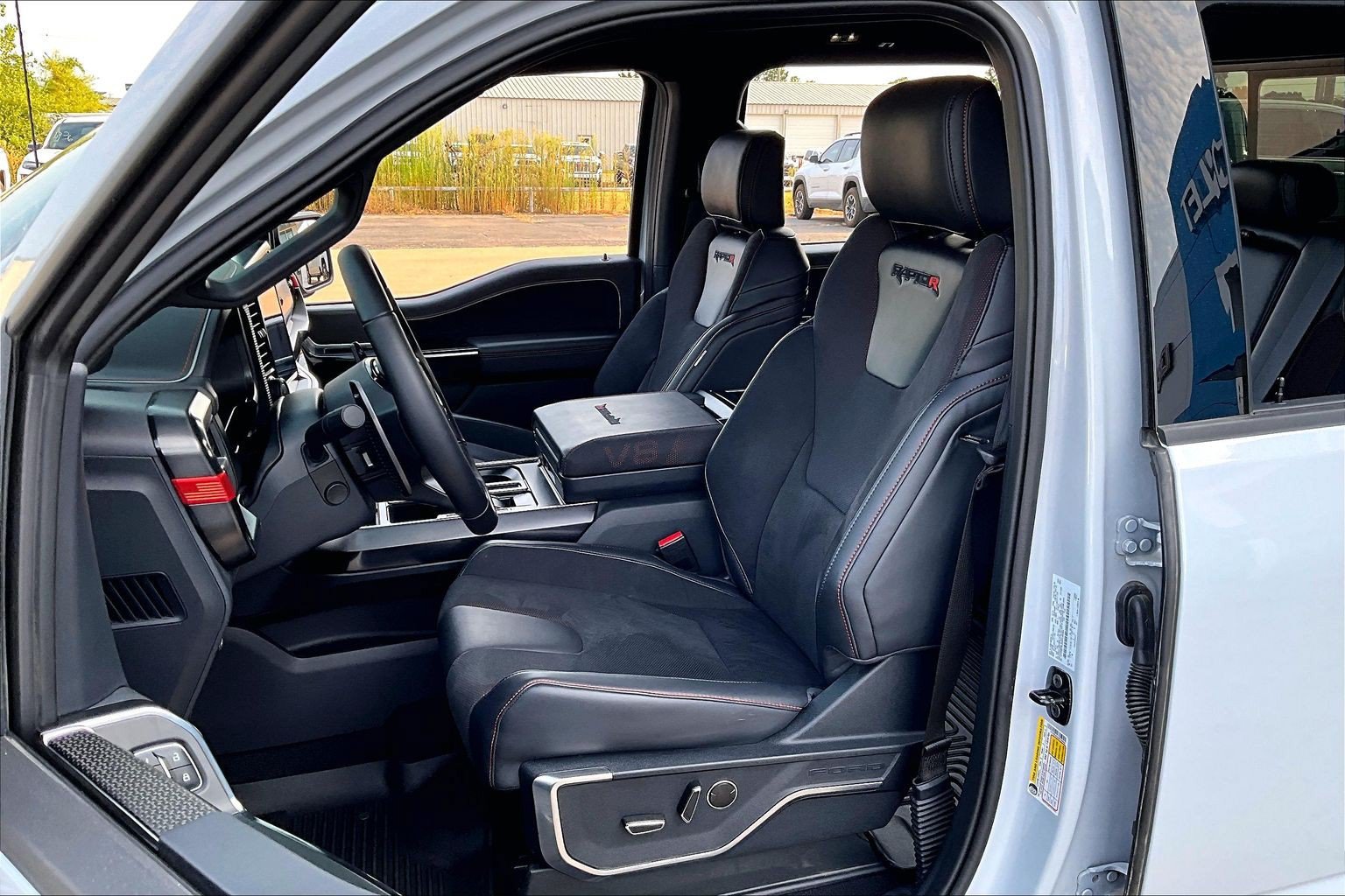 Used 2025 Ford F150 Raptor w/ Equipment Group 803A Raptor R AWD/4WD image 26