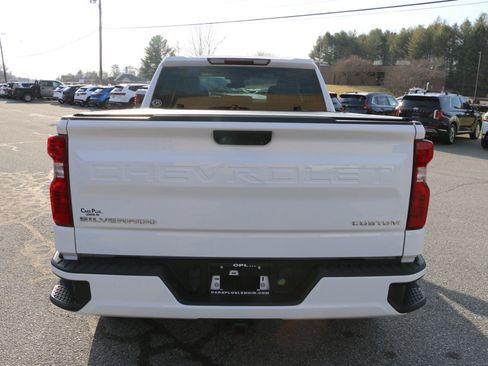 Used 2023 Chevrolet Silverado 1500 Custom image 4