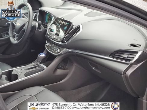 Used 2017 Chevrolet Volt Premier image 29