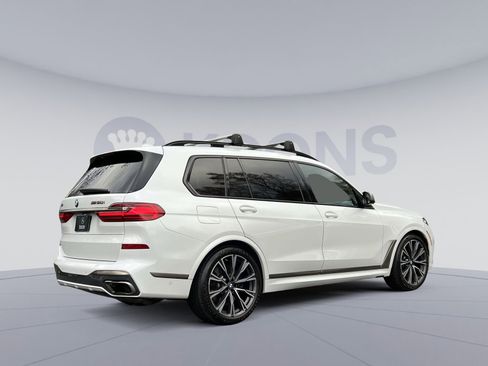 Used 2022 BMW X7 M50i image 5