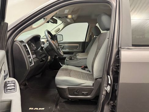 Used 2019 RAM 1500 Big Horn AWD/4WD image 5