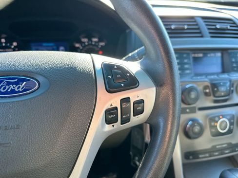 Used 2013 Ford Explorer 4WD w/ Class III Trailer Tow Pkg image 30