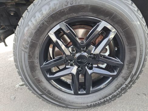 Used 2014 Ford F150 Lariat w/ Equipment Group 501A Mid image 11