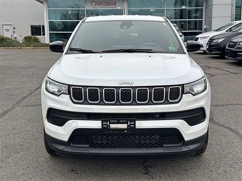 Certified 2023 Jeep Compass Sport image 6