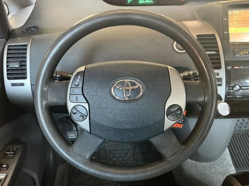 Used 2007 Toyota Prius Touring w/ Pkg 1 FWD image 19