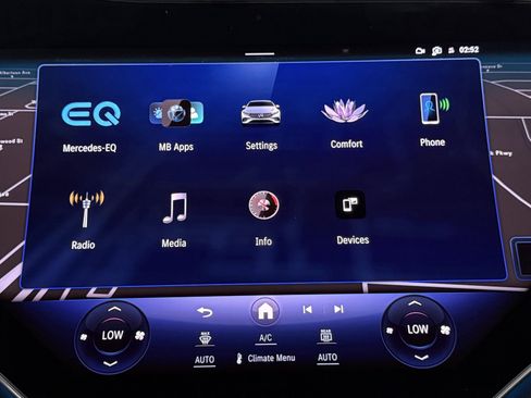 Certified 2023 Mercedes-Benz EQS 580 4MATIC Sedan image 33