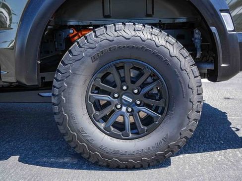 Certified 2024 Ford F150 Raptor AWD/4WD image 13
