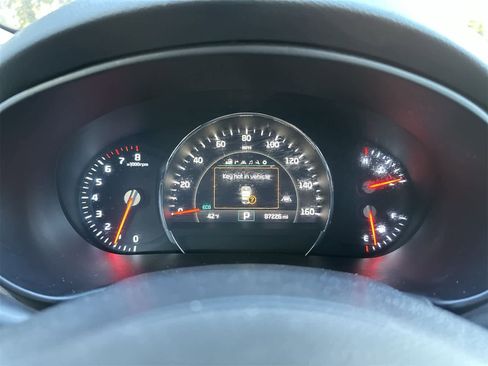 Used 2018 Kia Sorento SX image 18