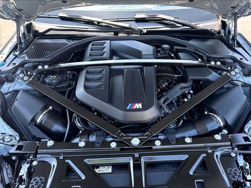 Used 2025 BMW M4 xDrive Competition AWD/4WD image 32