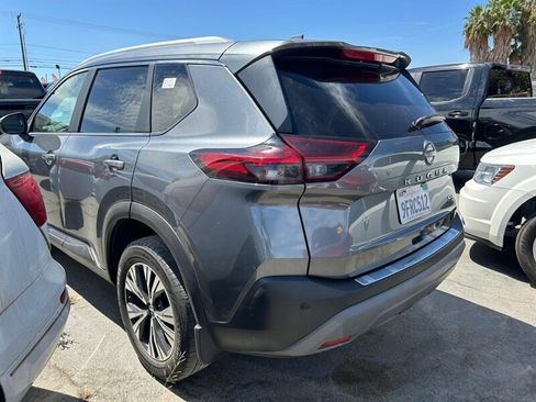 Used 2023 Nissan Rogue SV w/ SV Premium B Package FWD image 14