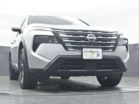Certified 2024 Nissan Rogue SV AWD/4WD image 23