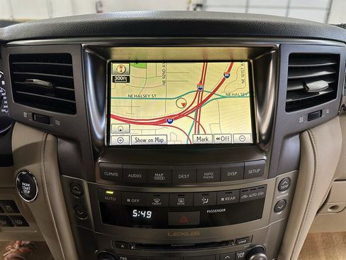 Used 2010 Lexus LX 570 4WD image 21