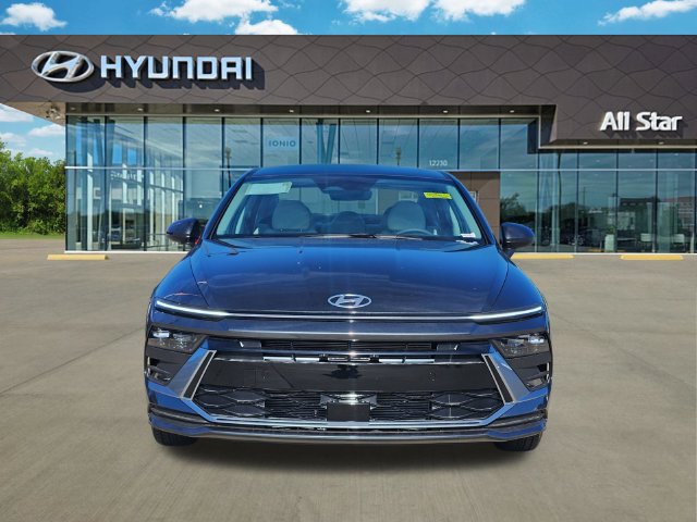 New 2026 Hyundai Sonata SE FWD image 2