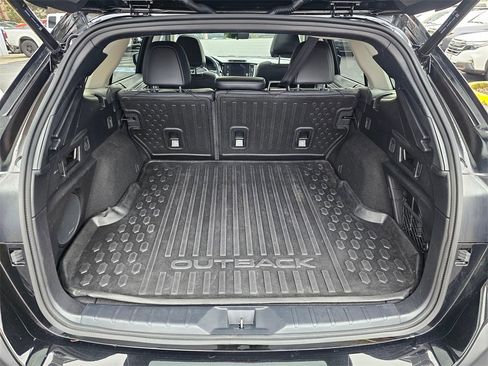 Used 2023 Subaru Outback Touring image 14