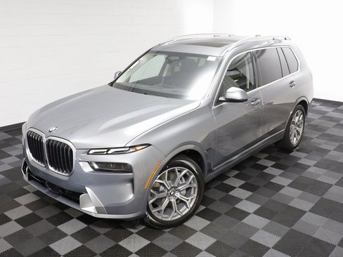 New 2026 BMW X7 xDrive40i w/ Executive Package image 2