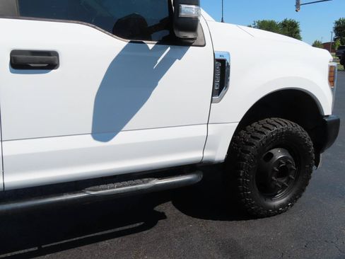Used 2018 Ford F350 XL w/ Power Equipment Group AWD/4WD image 10