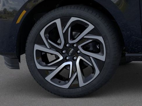New 2026 Lincoln Navigator L Reserve AWD/4WD image 21