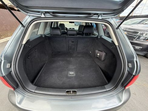 Used 2011 Volkswagen Jetta TDI w/ Wheel & Sunroof Pkg FWD image 11