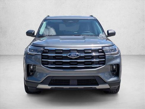 New 2026 Ford Explorer Active w/ Active Comfort Package RWD image 6