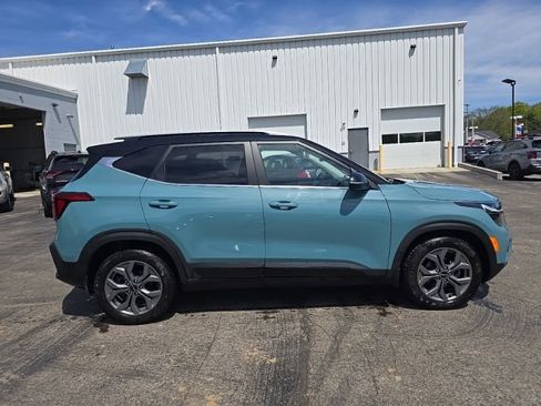 Used 2024 Kia Seltos S FWD image 8