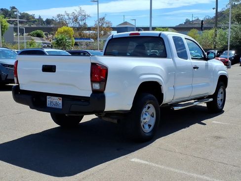 Used 2020 Toyota Tacoma SR RWD image 4
