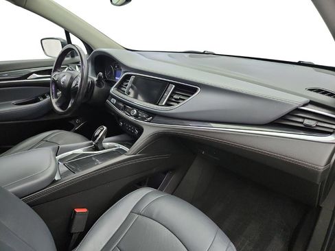 Used 2020 Buick Enclave Essence w/ Sport Touring Edition image 27