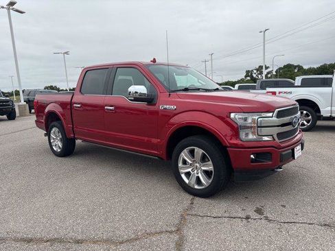 Used 2020 Ford F150 Platinum w/ Equipment Group 701A Luxury AWD/4WD image 3