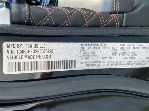 Used 2023 Jeep Grand Cherokee Summit image 32