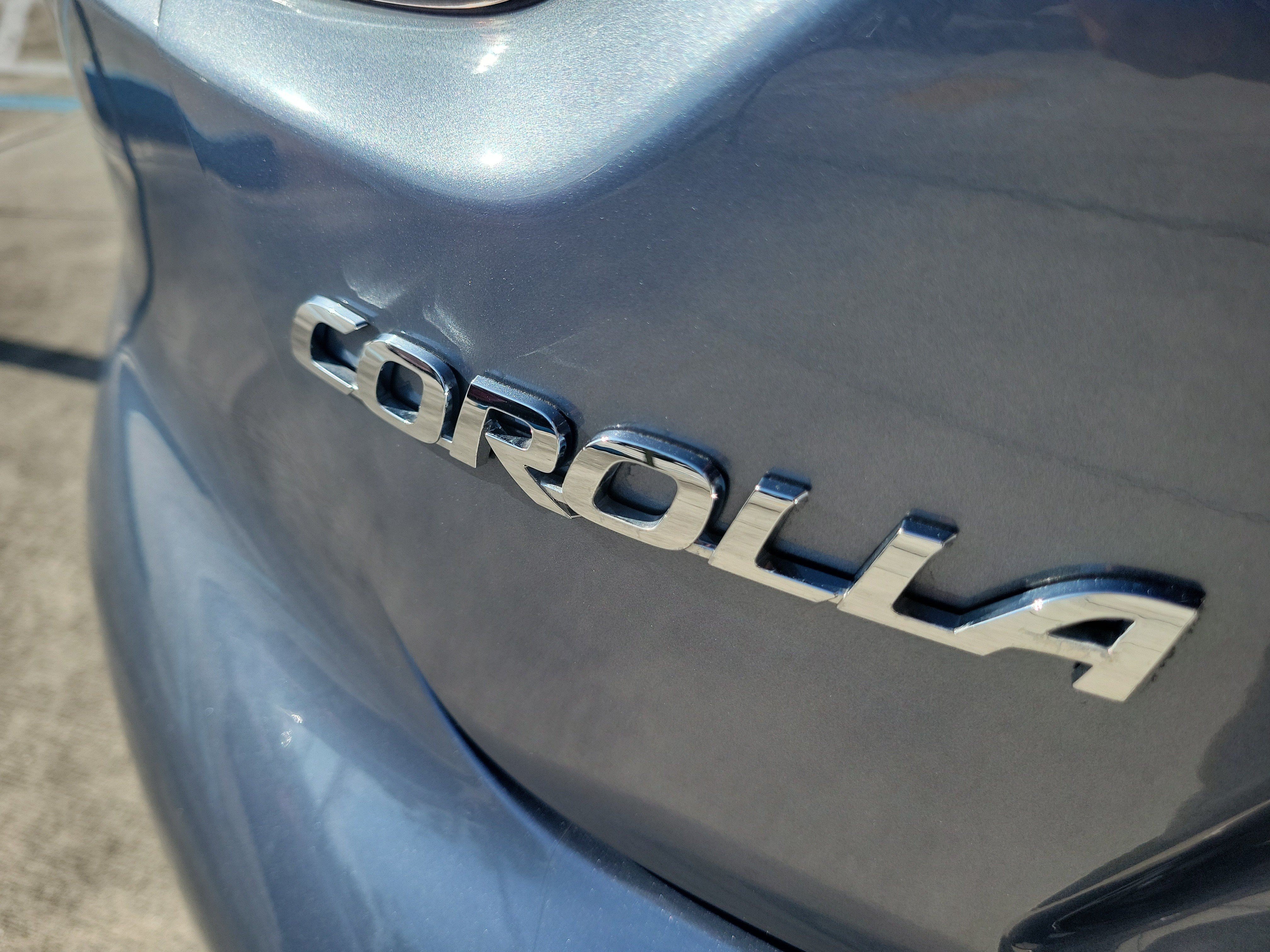 Used 2025 Toyota Corolla LE FWD image 10
