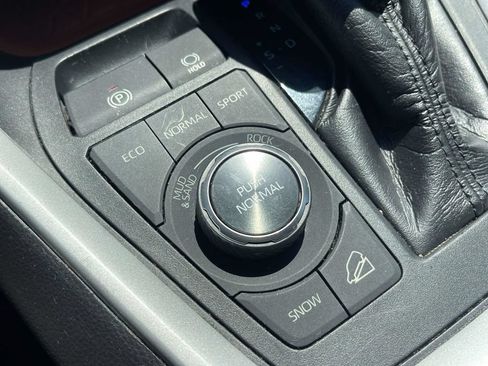 Used 2021 Toyota RAV4 Adventure AWD/4WD image 31