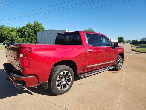 Used 2025 Chevrolet Silverado 1500 High Country w/ Technology Package RWD image 5
